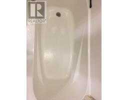 305 - 10 Willison Square N, Toronto, ON M5T0A8 Photo 9