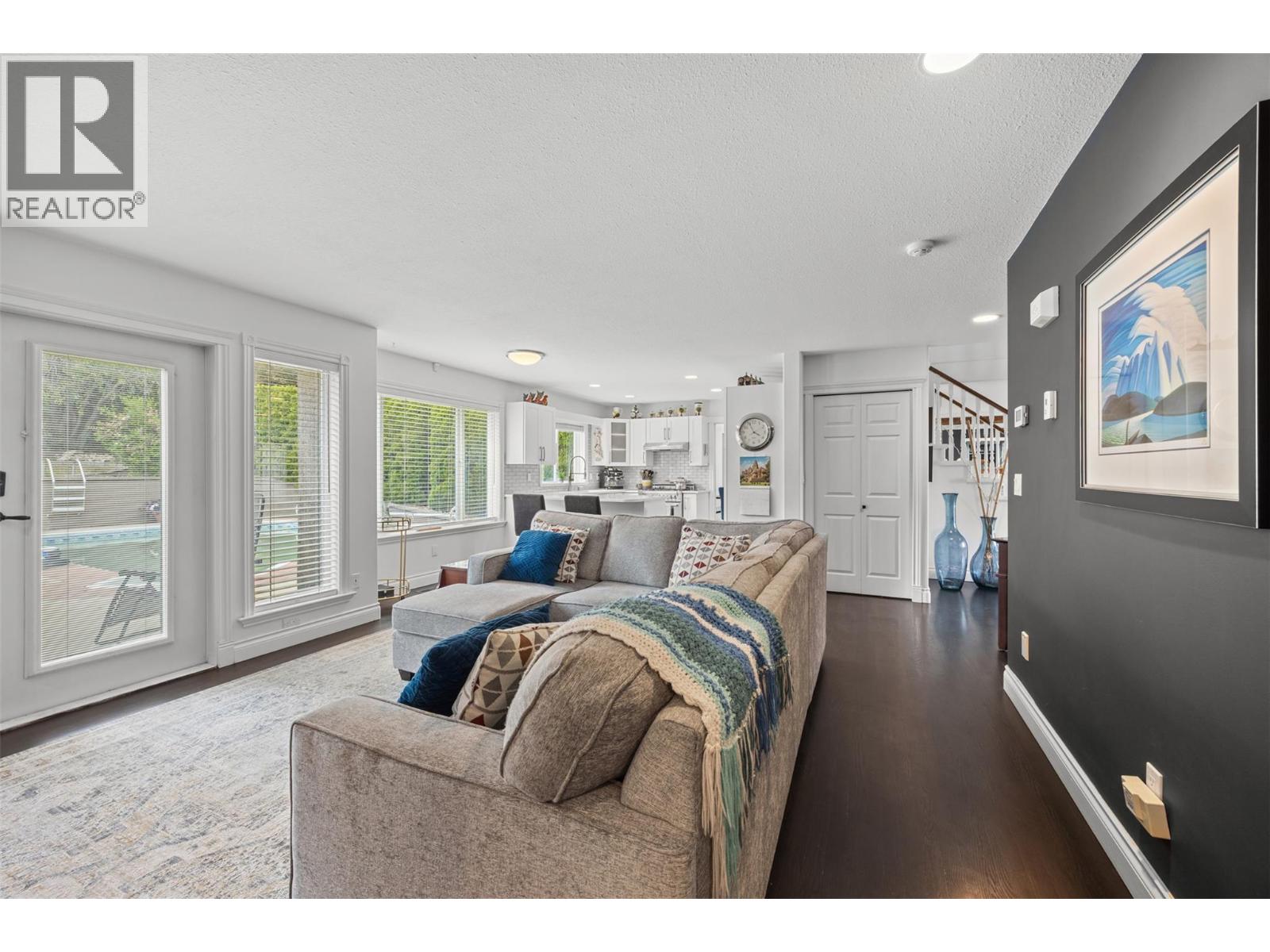 3016 Lakeview Cove Road, West Kelowna