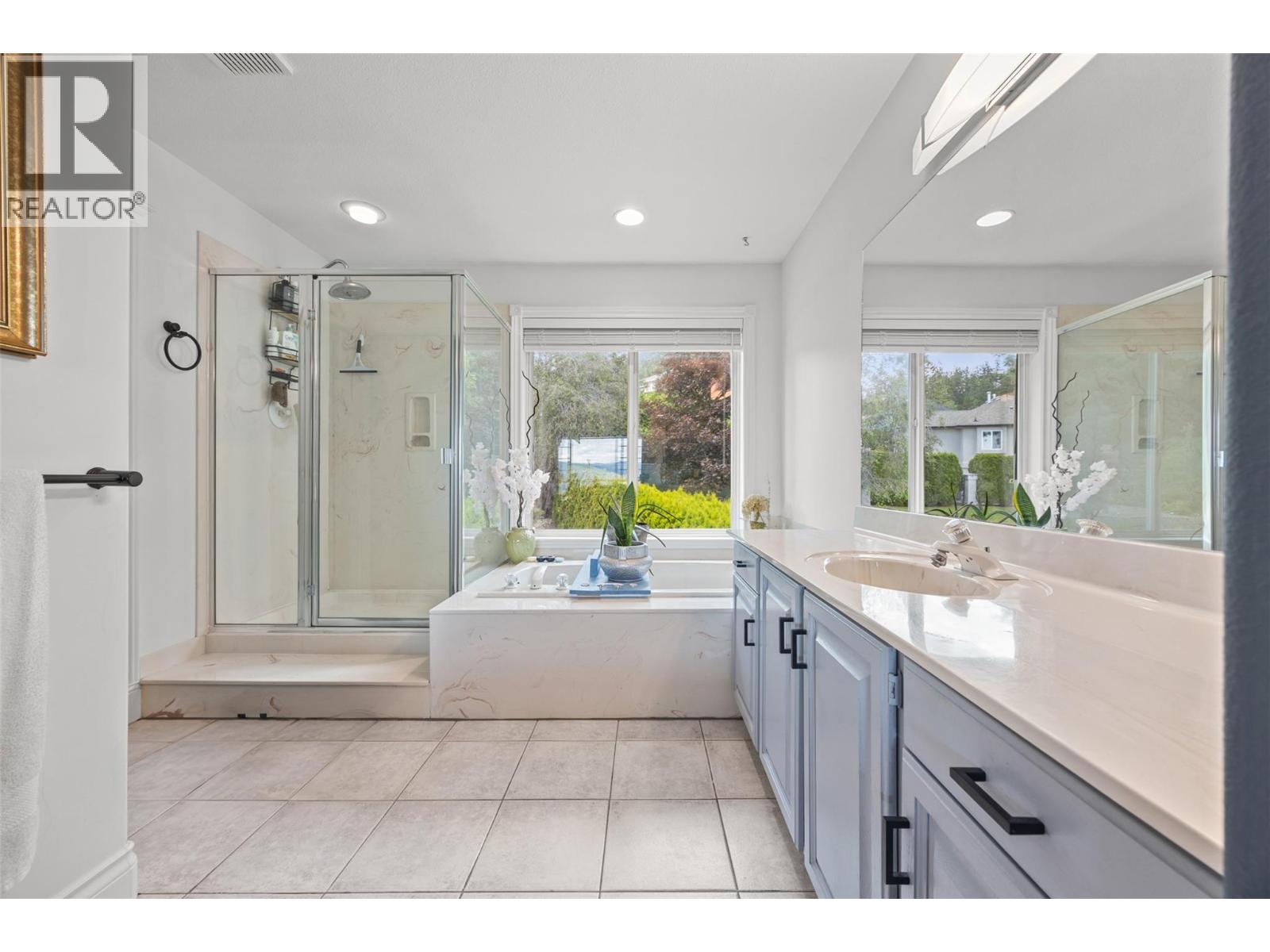 3016 Lakeview Cove Road, West Kelowna