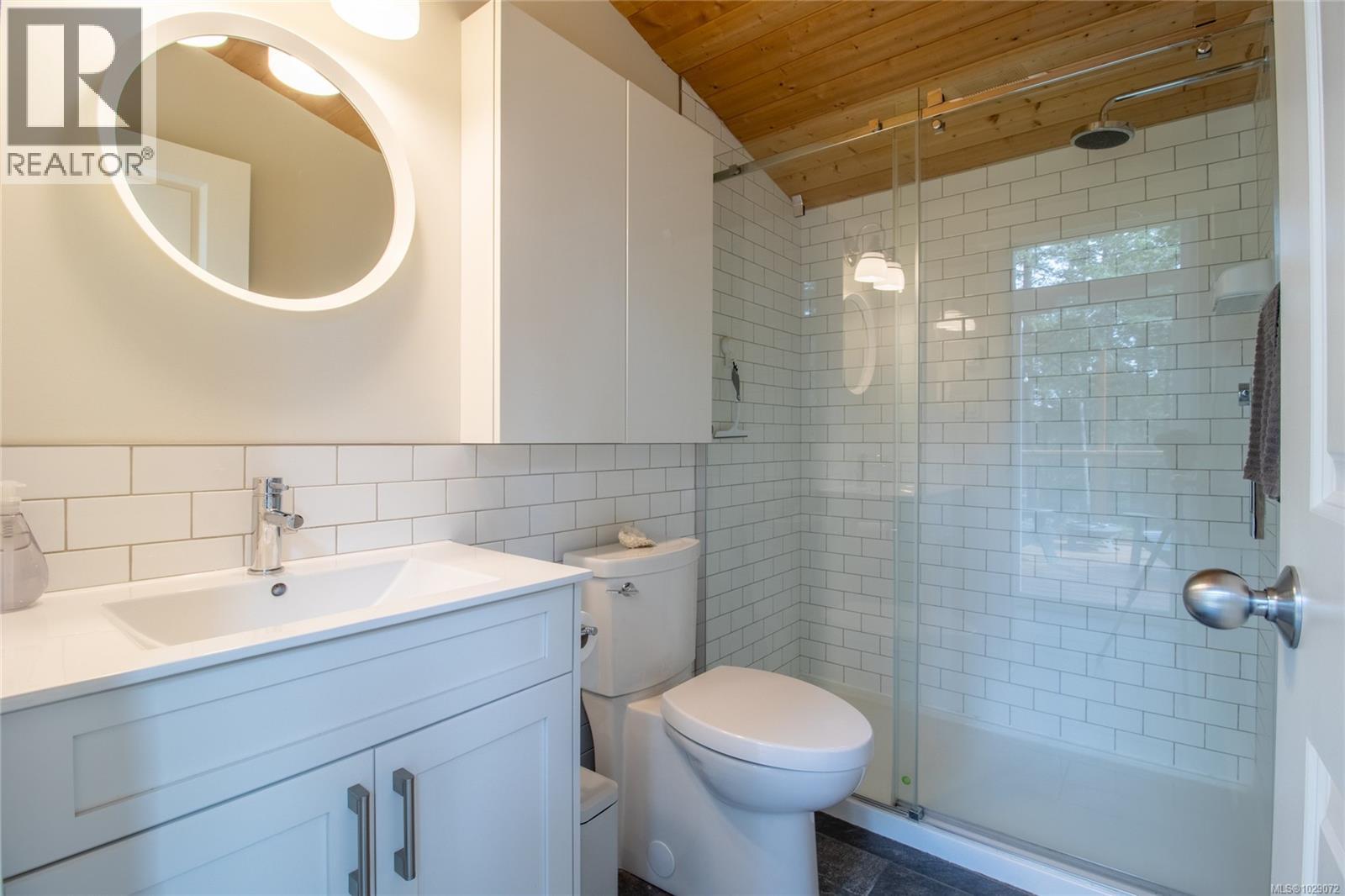  3755 Privateers Road, Pender Island