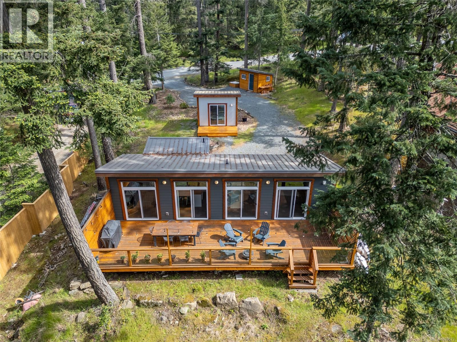  3755 Privateers Road, Pender Island