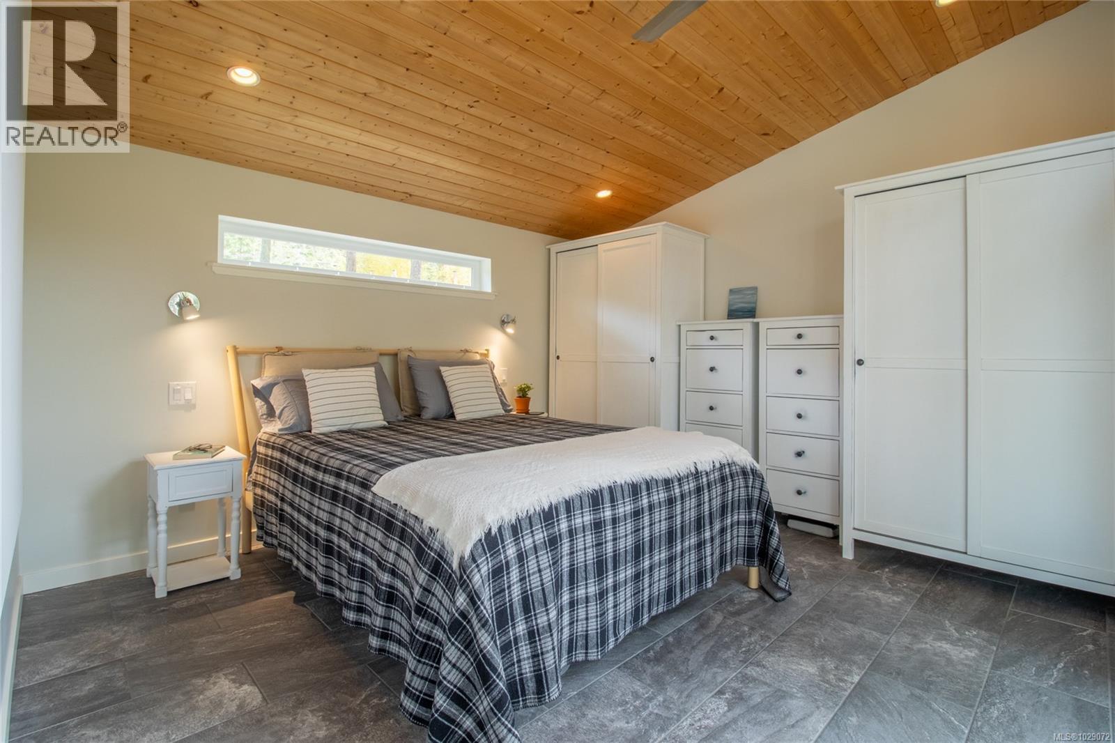  3755 Privateers Road, Pender Island