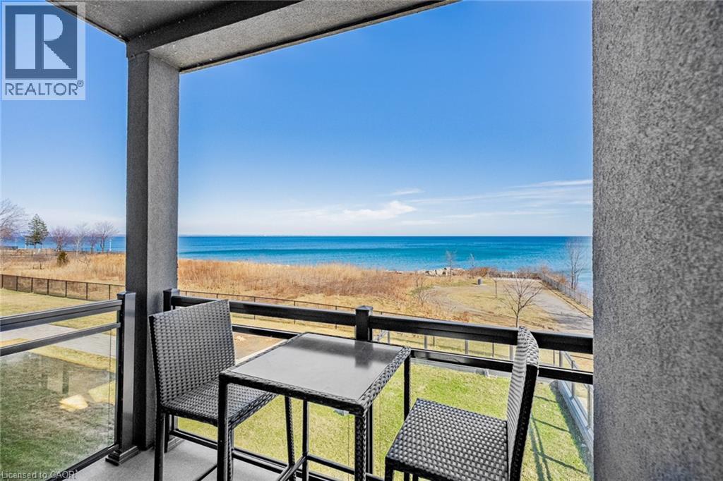 #209 35 SOUTHSHORE Crescent - 2