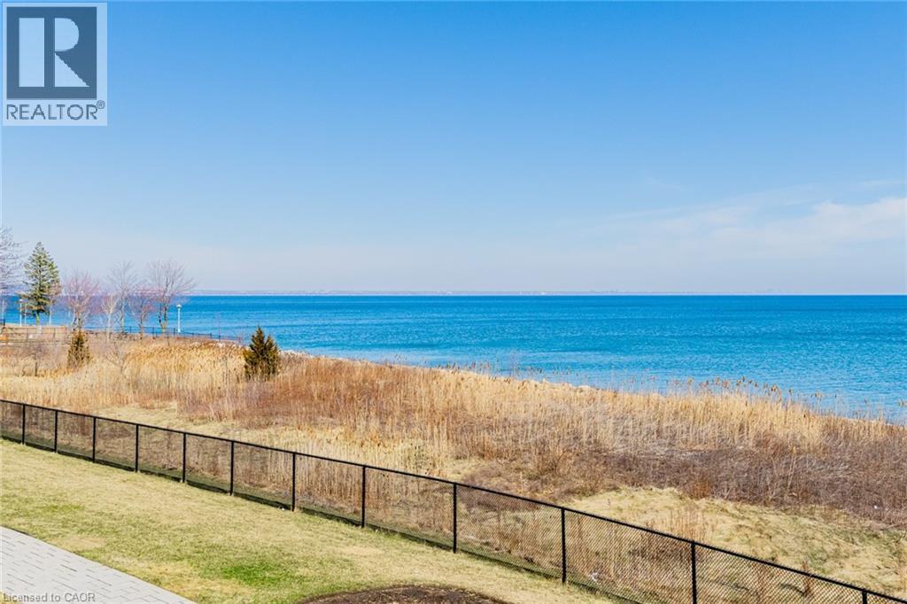 #209 35 SOUTHSHORE Crescent - 28