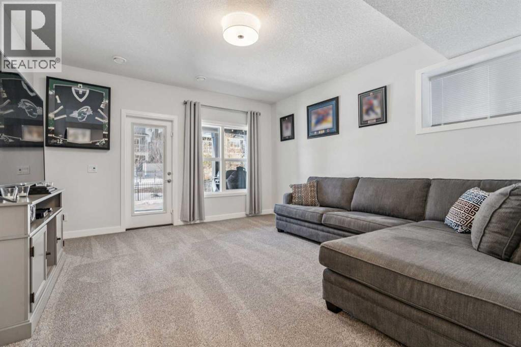 55 Sundown Crescent, Cochrane