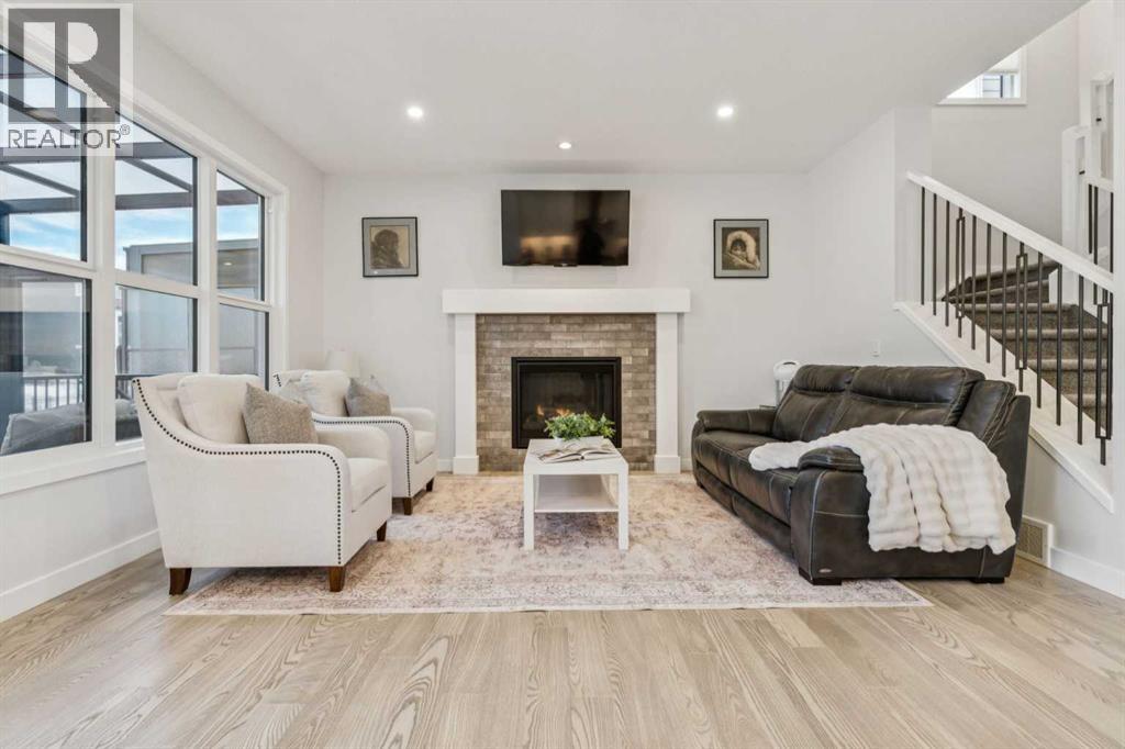 55 Sundown Crescent, Cochrane