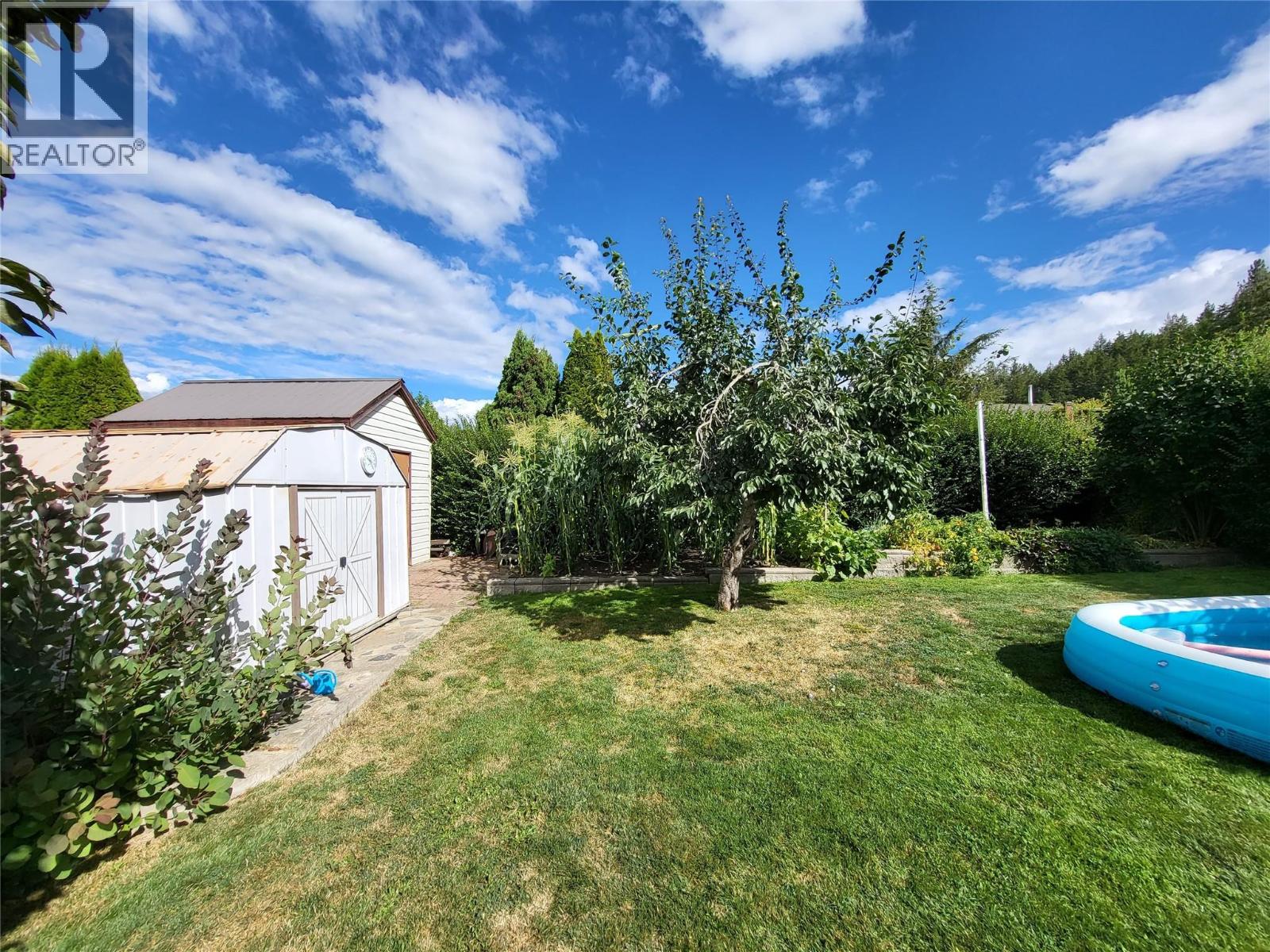  32 Preston Crescent, Enderby