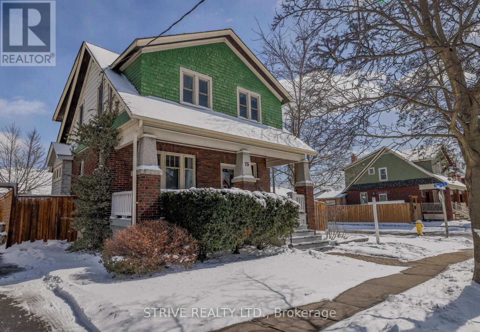 75 OSHAWA BOULEVARD S