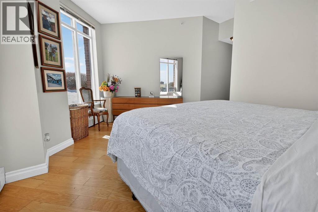 Single Family House for Sale in    Avenue NW Hounsfield Heights/Briar Hill Calgary 