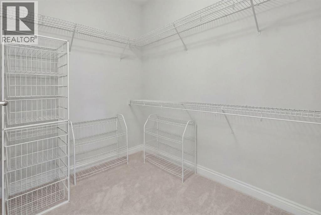 Single Family House for Sale in    Avenue NW Hounsfield Heights/Briar Hill Calgary 