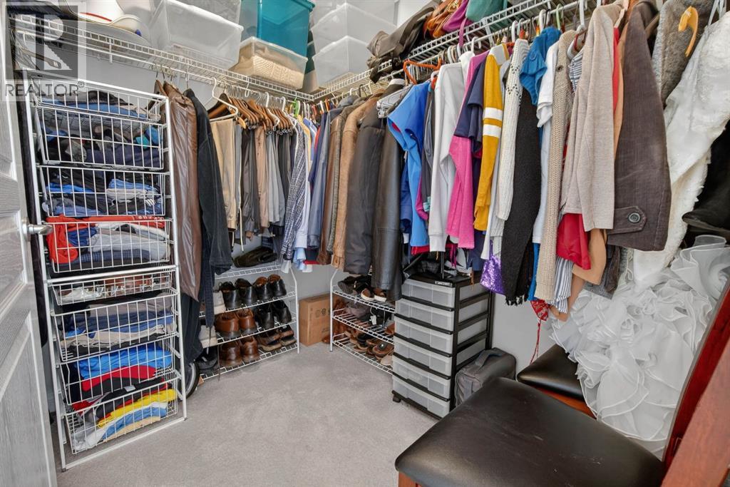 Single Family House for Sale in    Avenue NW Hounsfield Heights/Briar Hill Calgary 