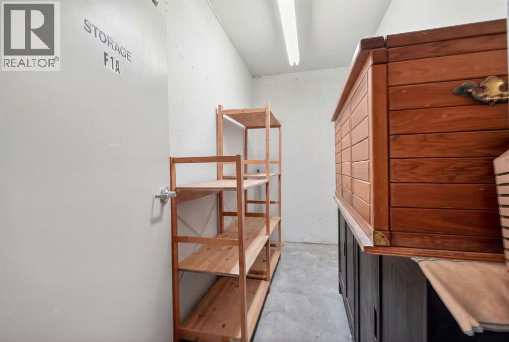 Single Family House for Sale in    Avenue NW Hounsfield Heights/Briar Hill Calgary 