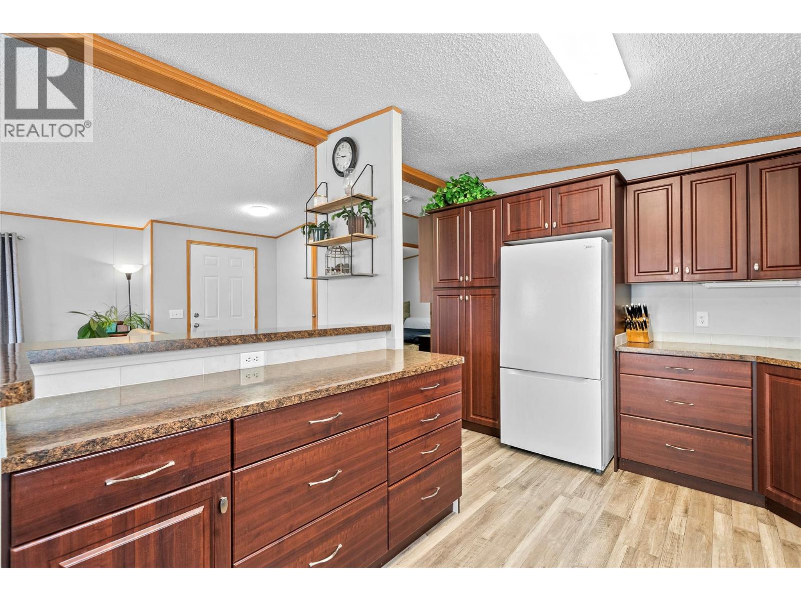 72 1885 Tappen Notch Hill Road Road, Tappen