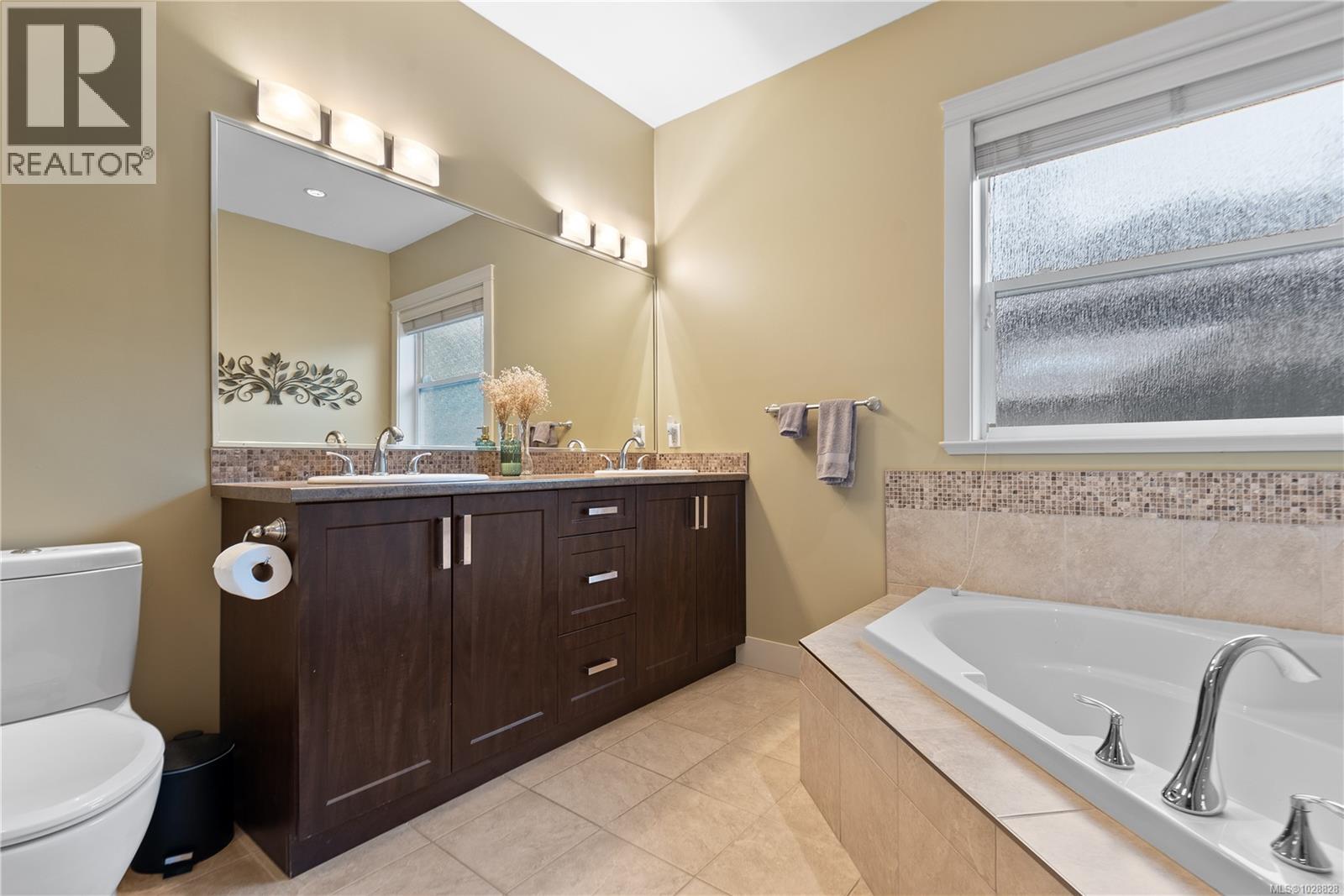 1308 Bonner Cres, Cobble Hill