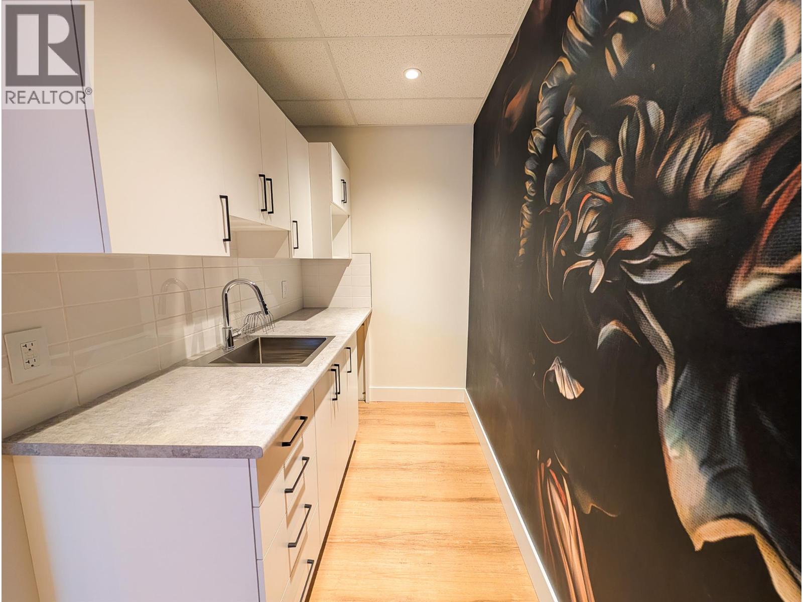 103 540 Groves Avenue, Kelowna