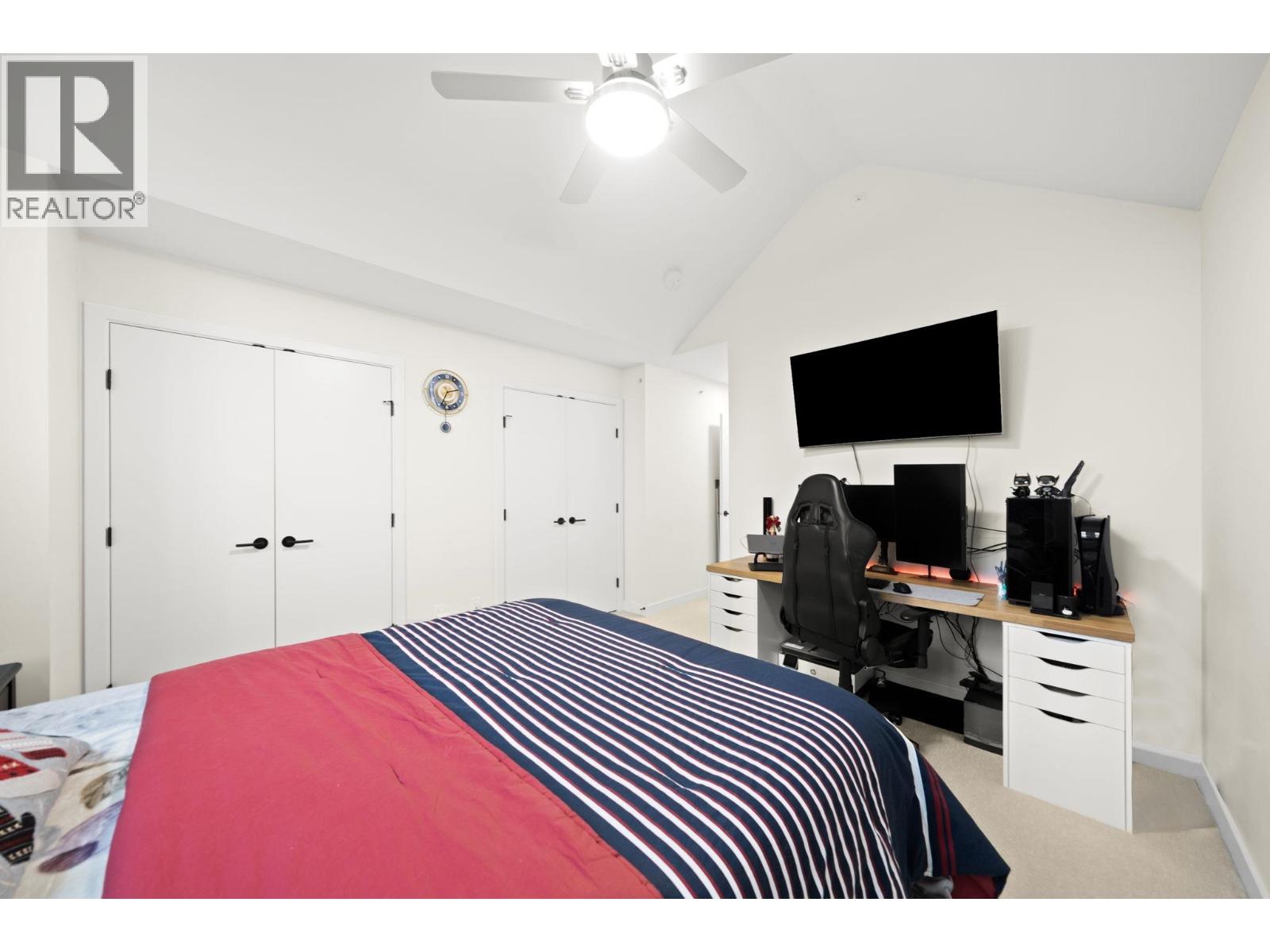 46 488 FURNESS STREET, New Westminster