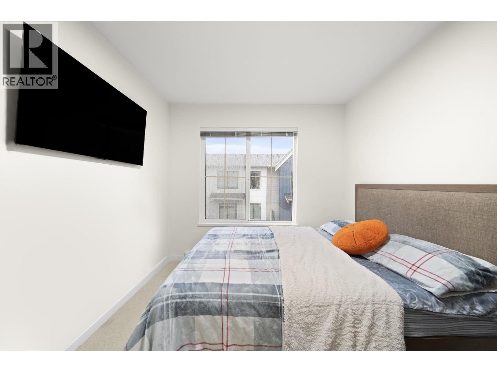 46 488 FURNESS STREET, New Westminster