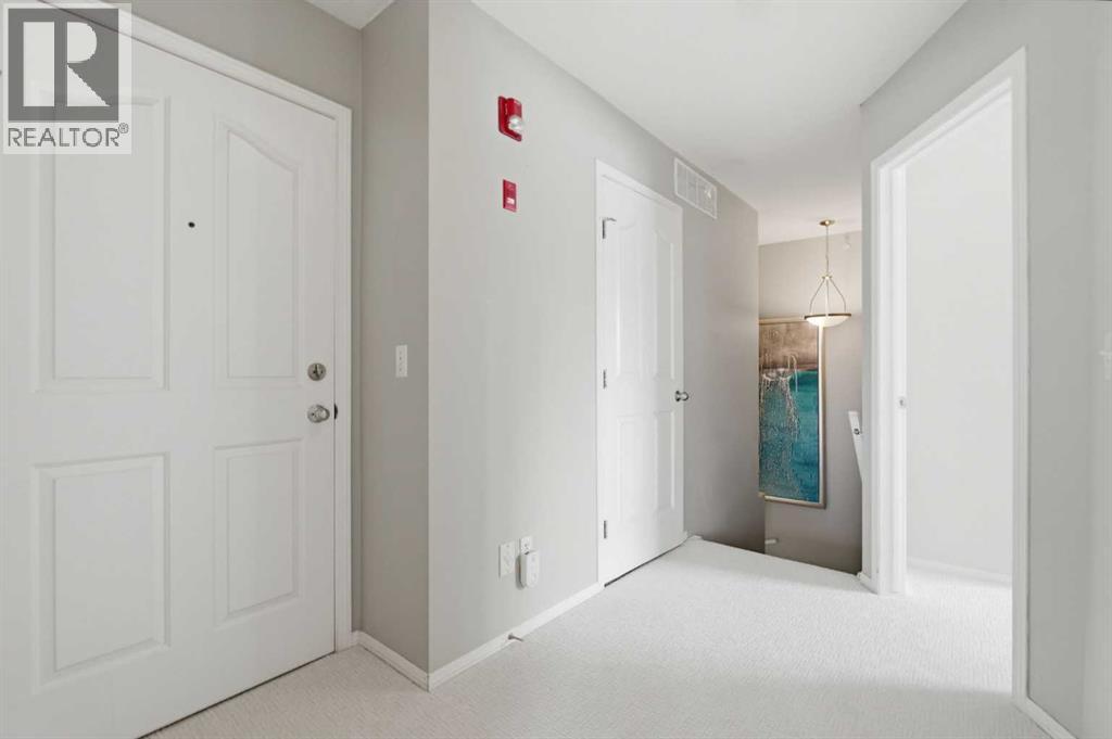 Single Family House Multi-level for Sale in    Avenue SW Sunalta Calgary 