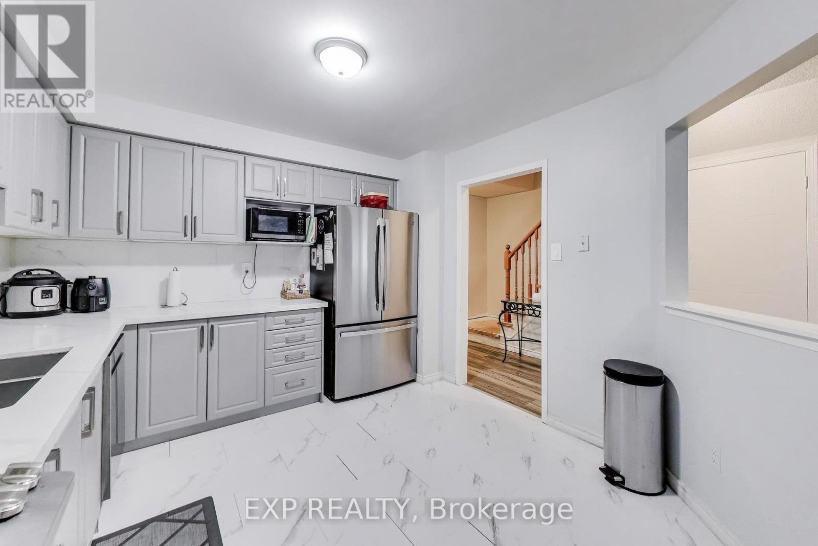83 WICKSTEAD COURT - 7