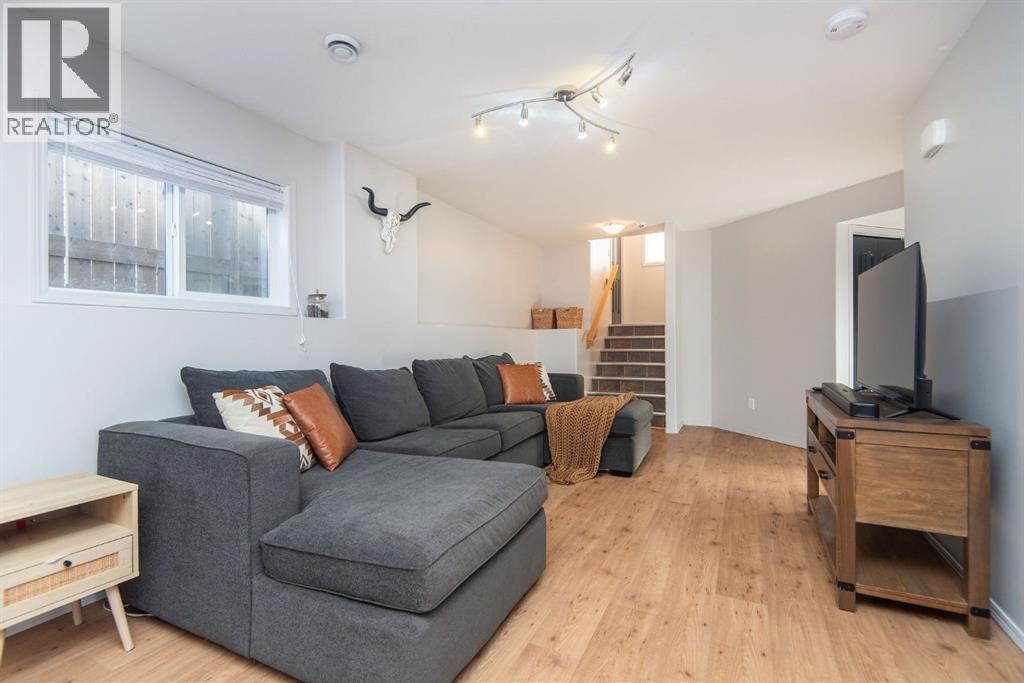 123 Bowman Circle, Sylvan Lake