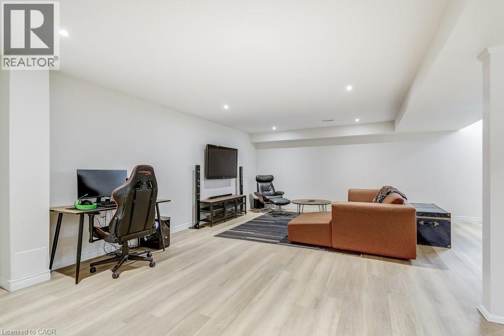 195 PAINTER Terrace, Waterdown, Ontario, L8B0V6 — Photo 25