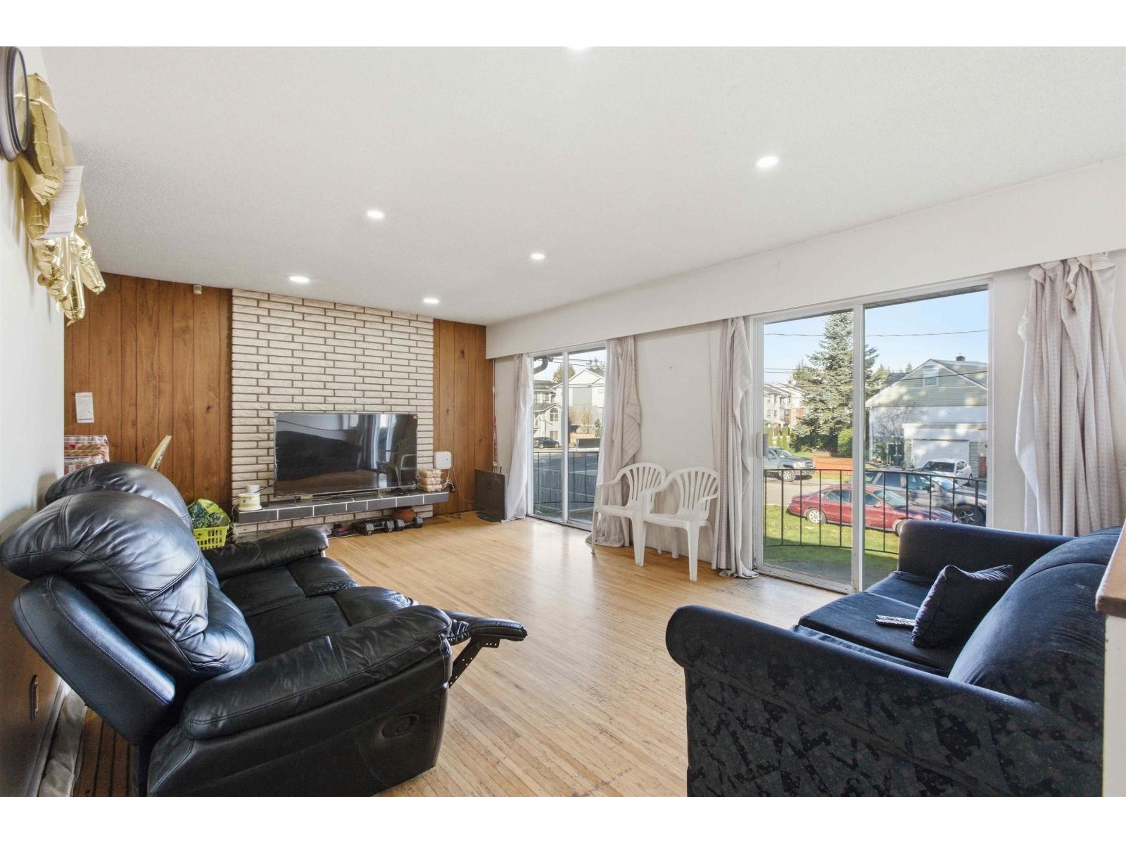 7195 115 Street - photo 2