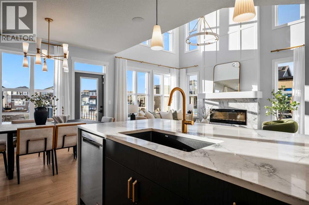 Single Family House for Sale in  Wolf Hollow Common SE Wolf Willow Calgary 