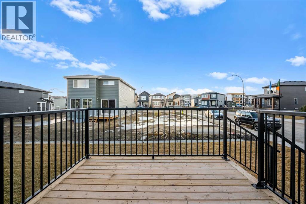 Single Family House for Sale in  Wolf Hollow Common SE Wolf Willow Calgary 