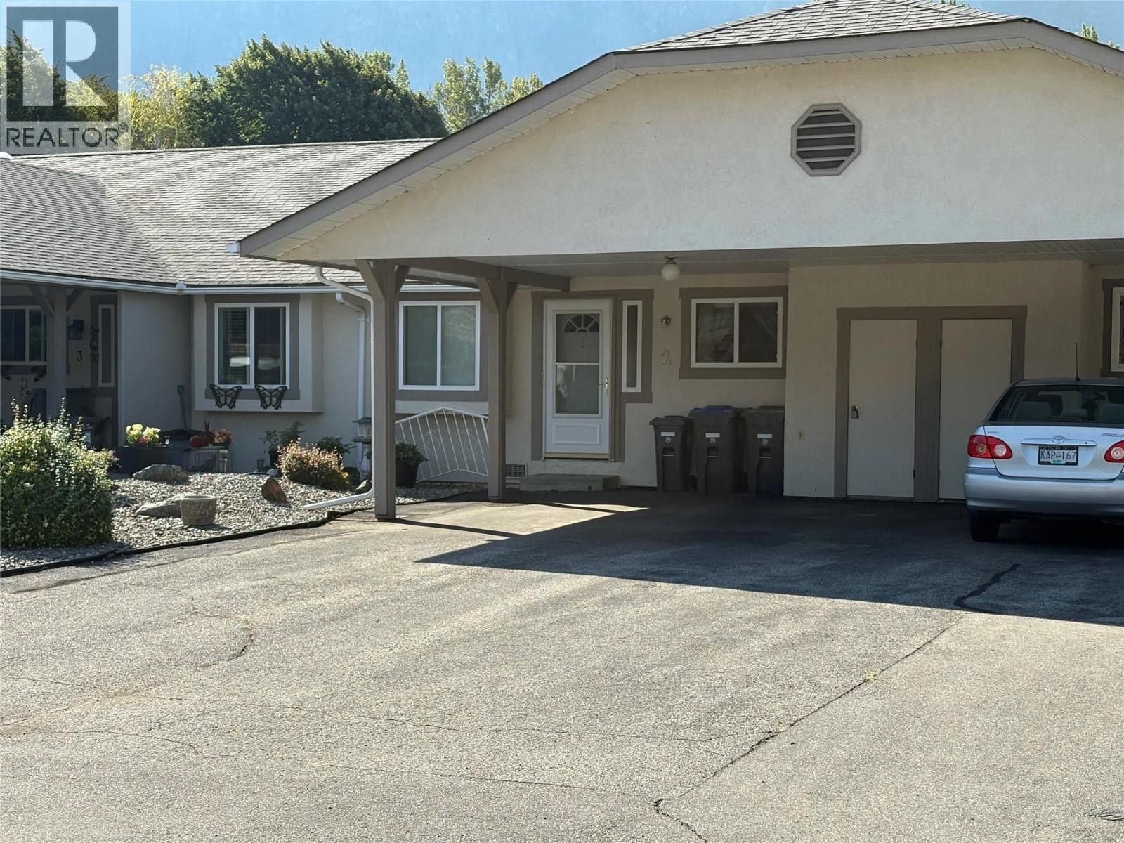 815 11th Avenue Unit# 2, Keremeos