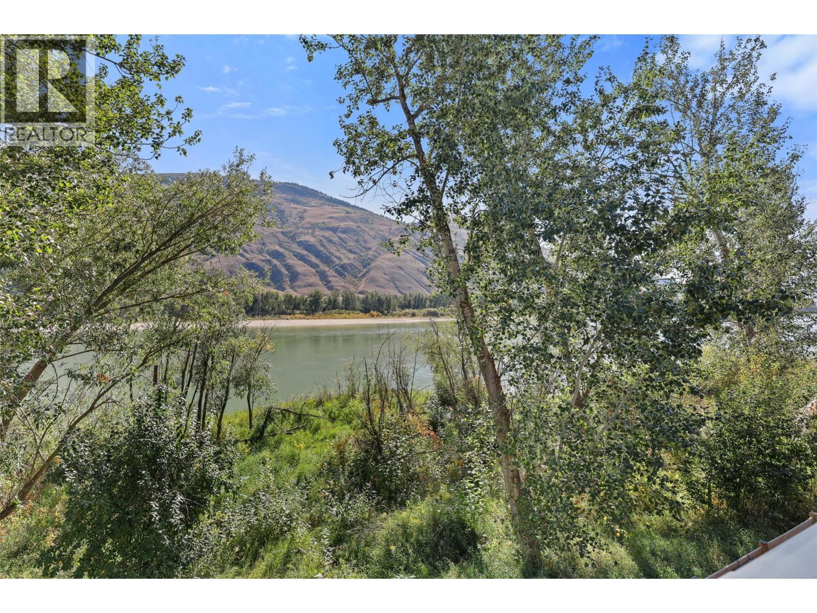 2742 BEACHMOUNT Crescent, Kamloops
