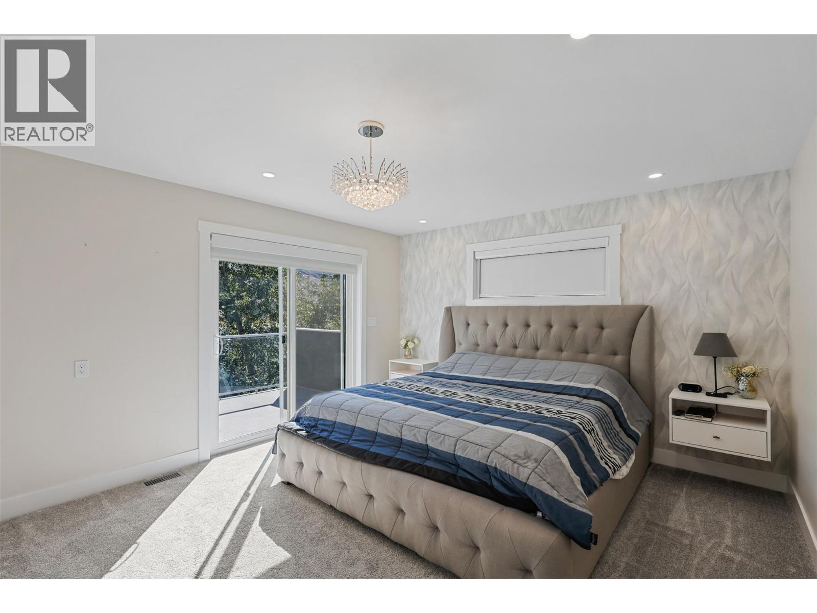 2742 BEACHMOUNT Crescent, Kamloops