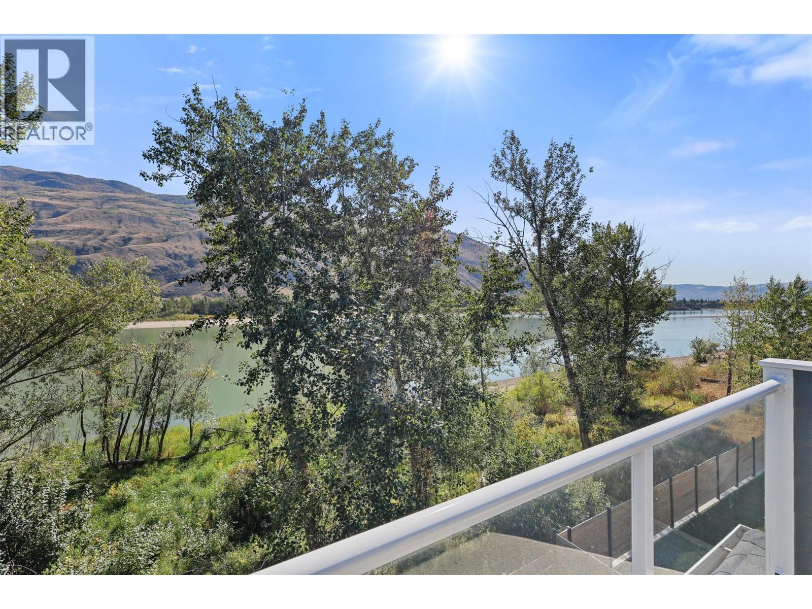 2742 BEACHMOUNT Crescent, Kamloops