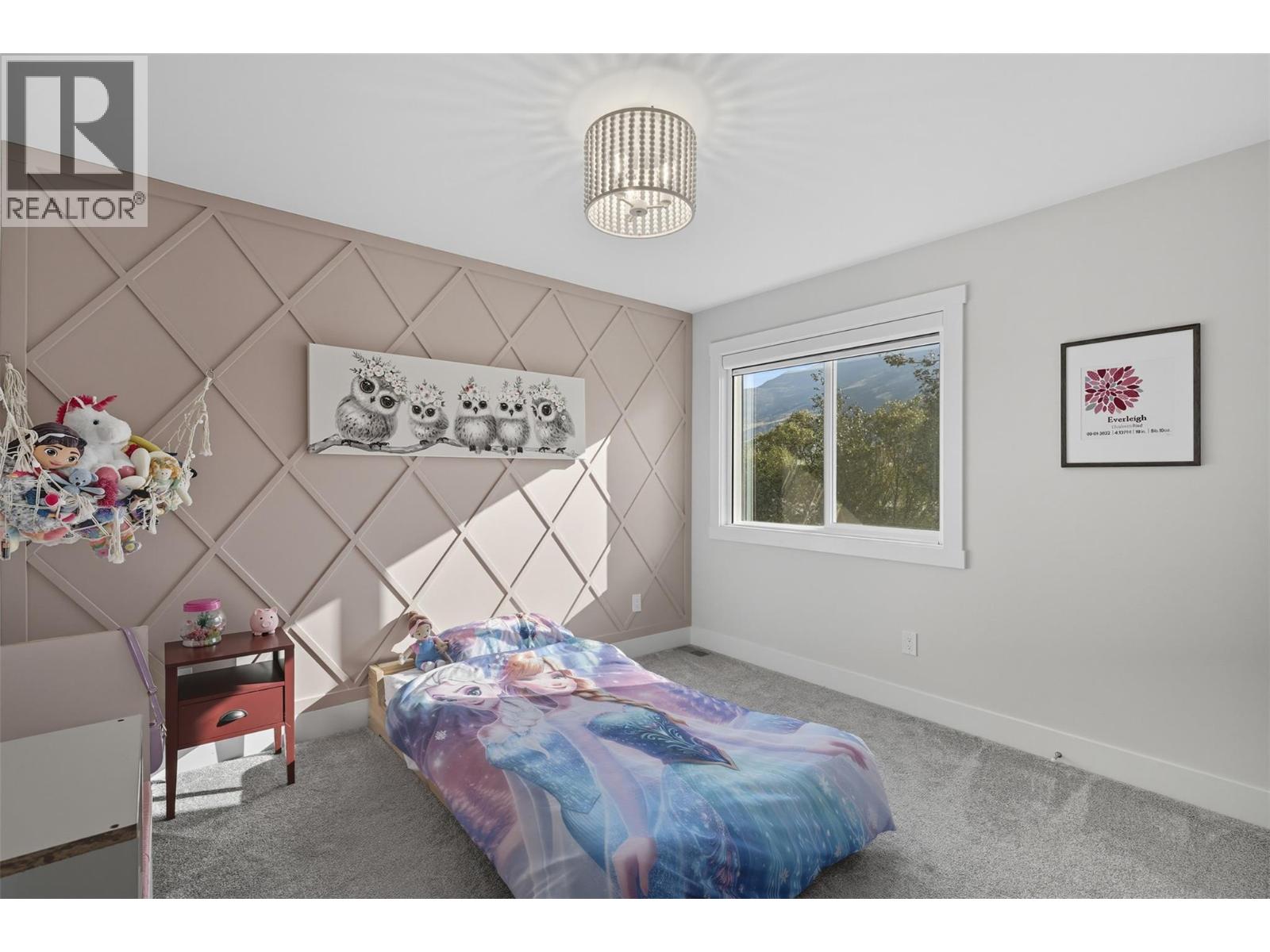 2742 BEACHMOUNT Crescent, Kamloops