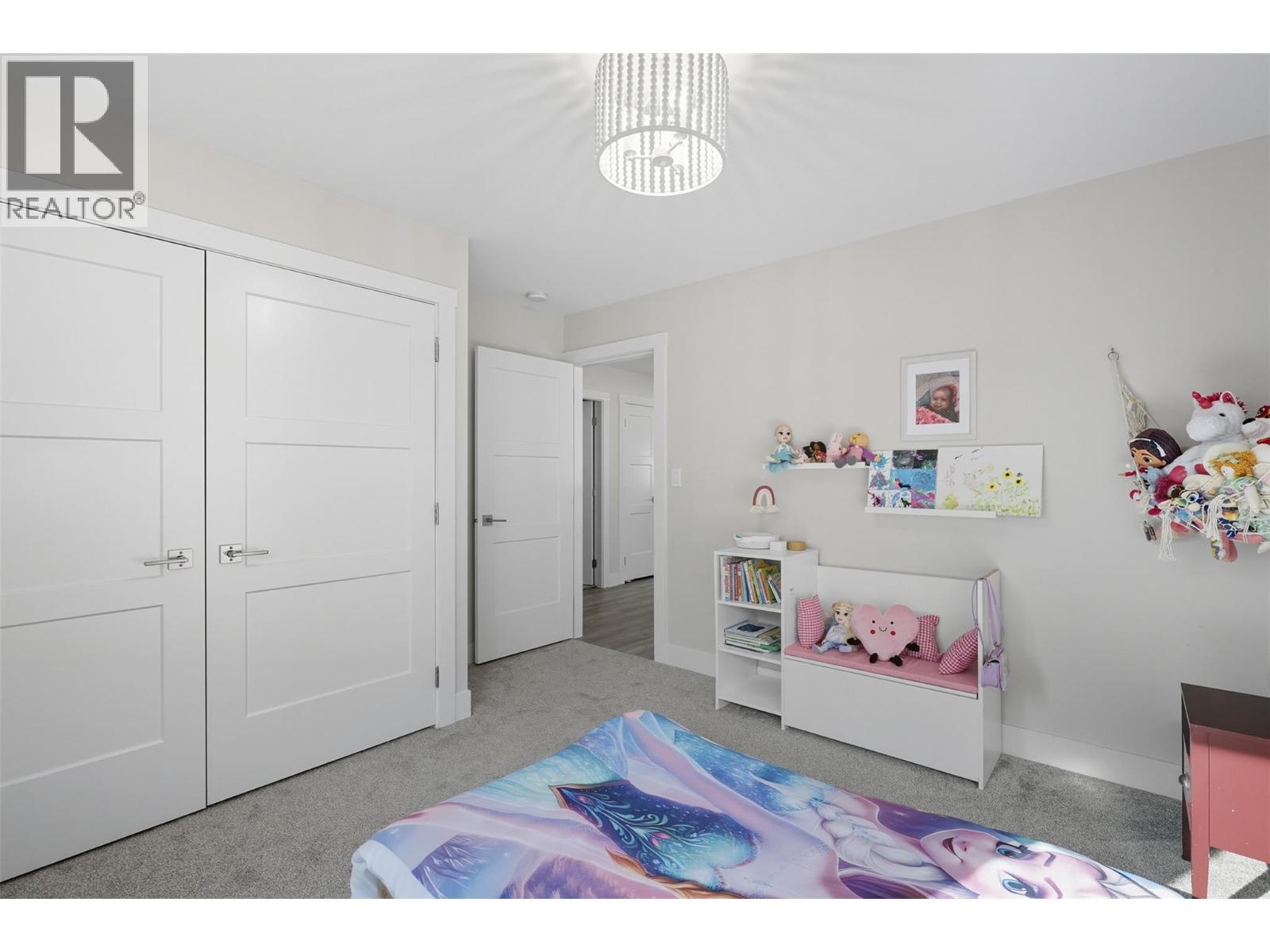 2742 BEACHMOUNT Crescent, Kamloops