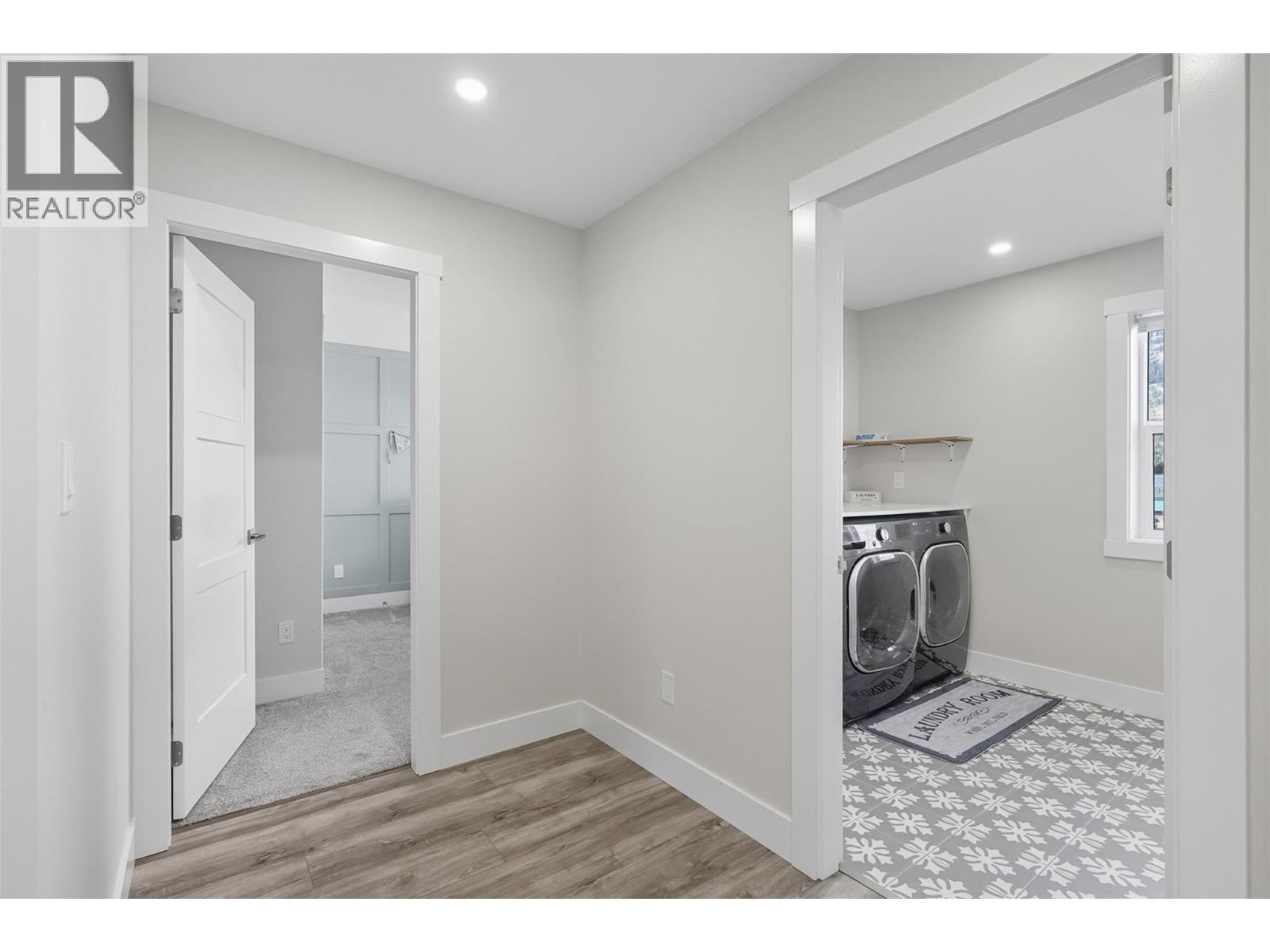 2742 BEACHMOUNT Crescent, Kamloops