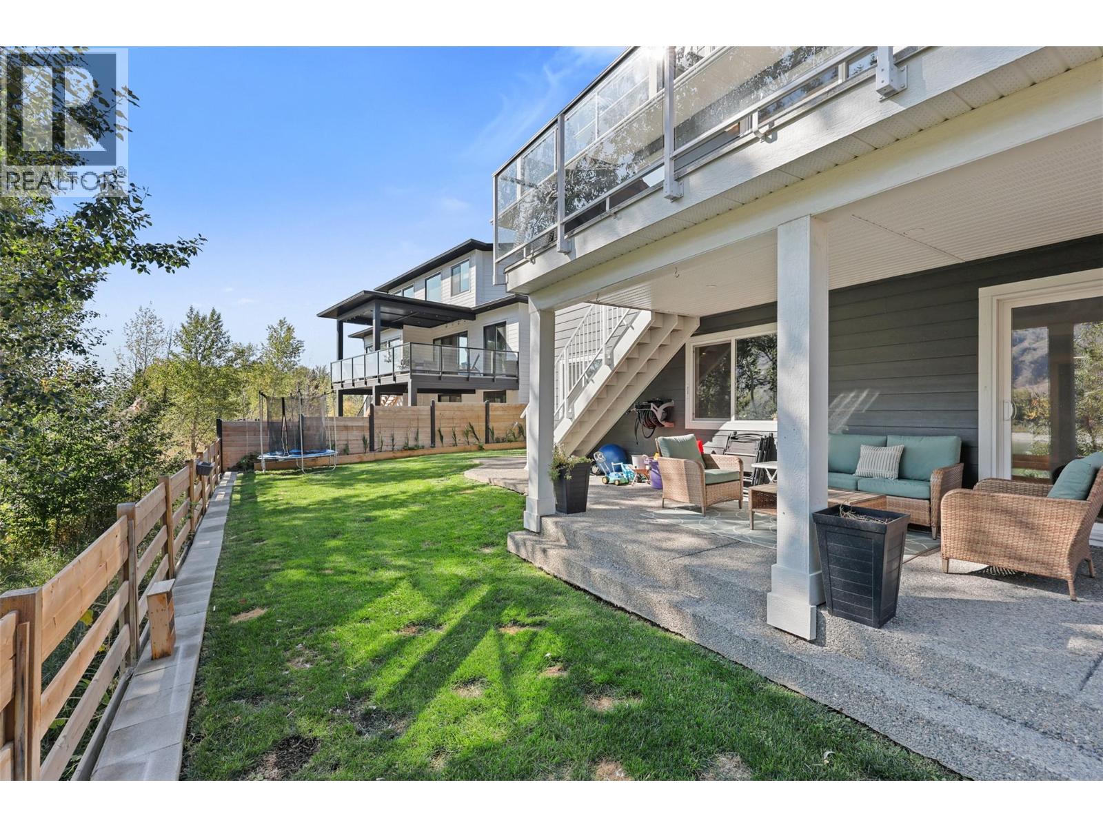 2742 BEACHMOUNT Crescent, Kamloops