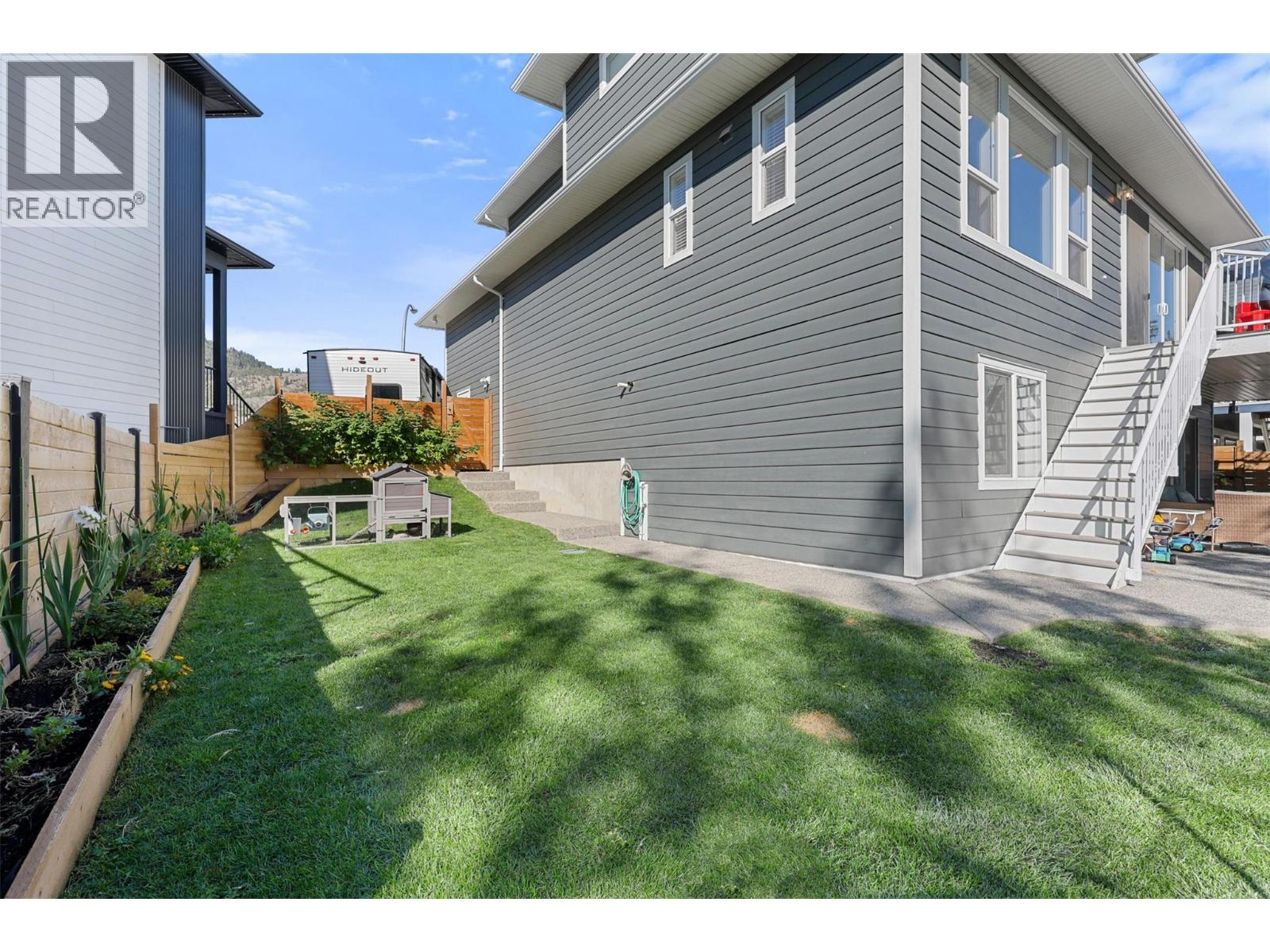 2742 BEACHMOUNT Crescent, Kamloops