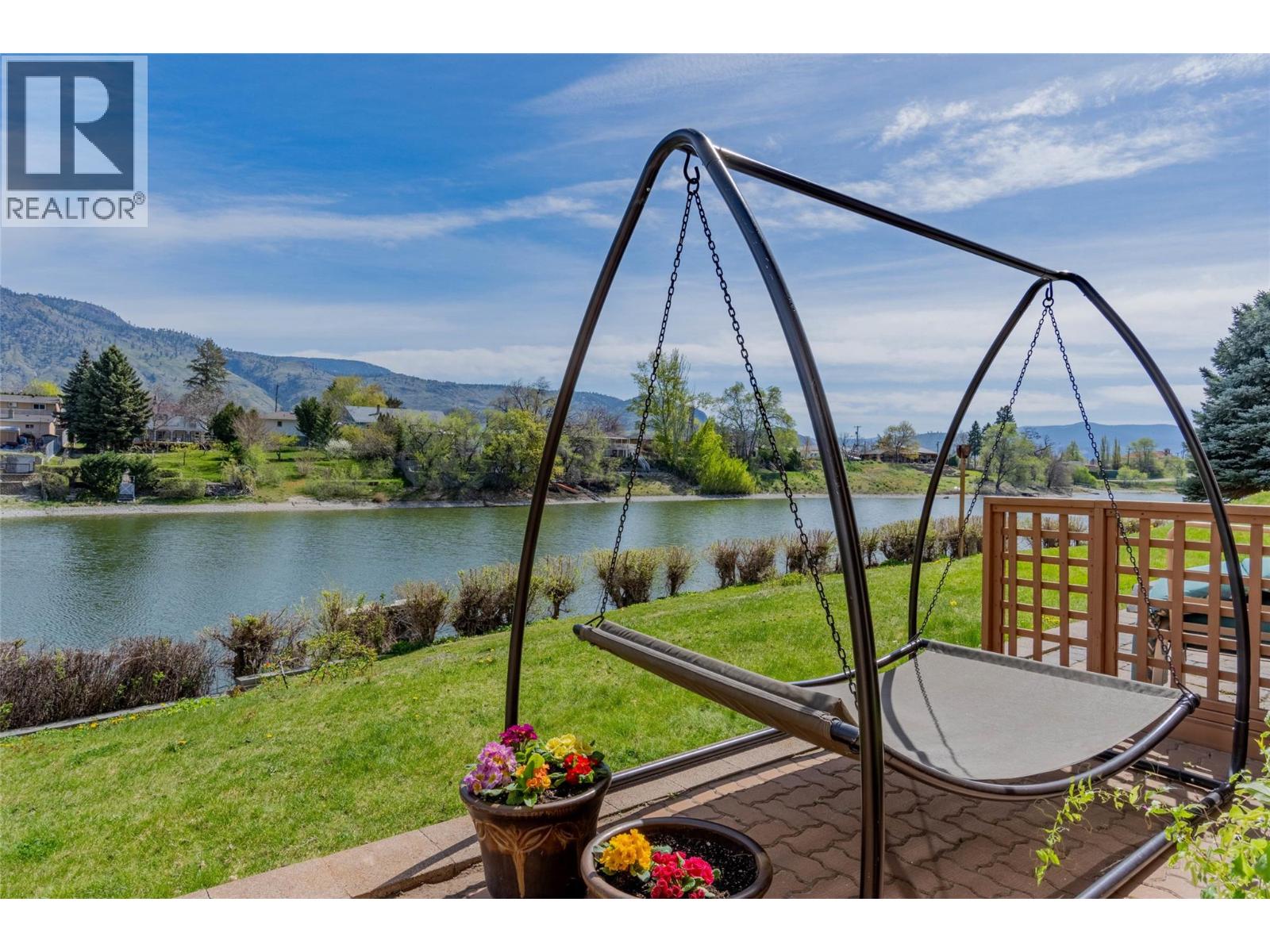 8029 VEDETTE Drive, Osoyoos