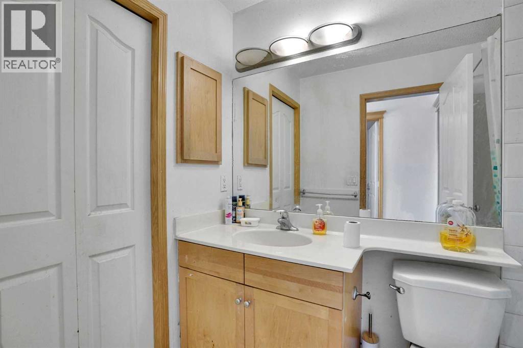 Single Family House for Sale in  Taradale Drive NE Taradale Calgary 