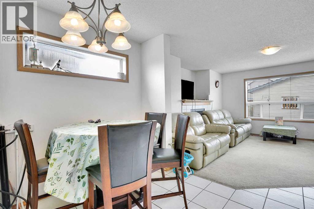 Single Family House for Sale in  Taradale Drive NE Taradale Calgary 