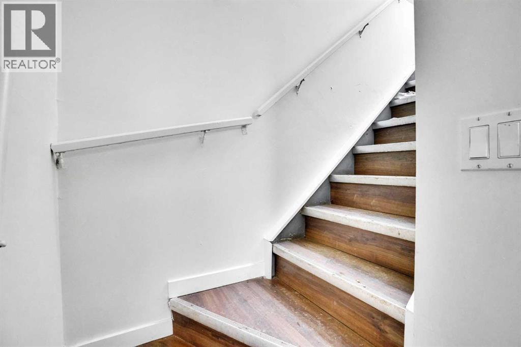 Single Family House for Sale in  Taradale Drive NE Taradale Calgary 