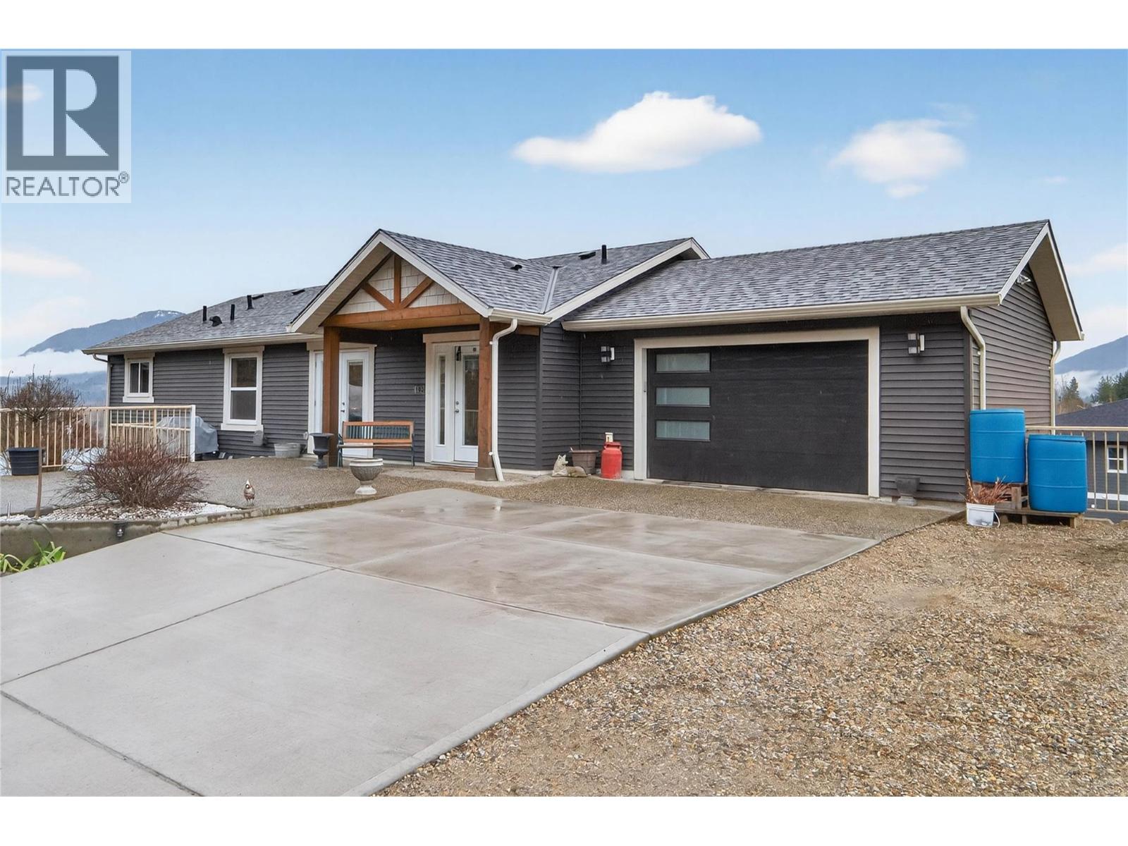 102 Gunter Ellison Road, Enderby