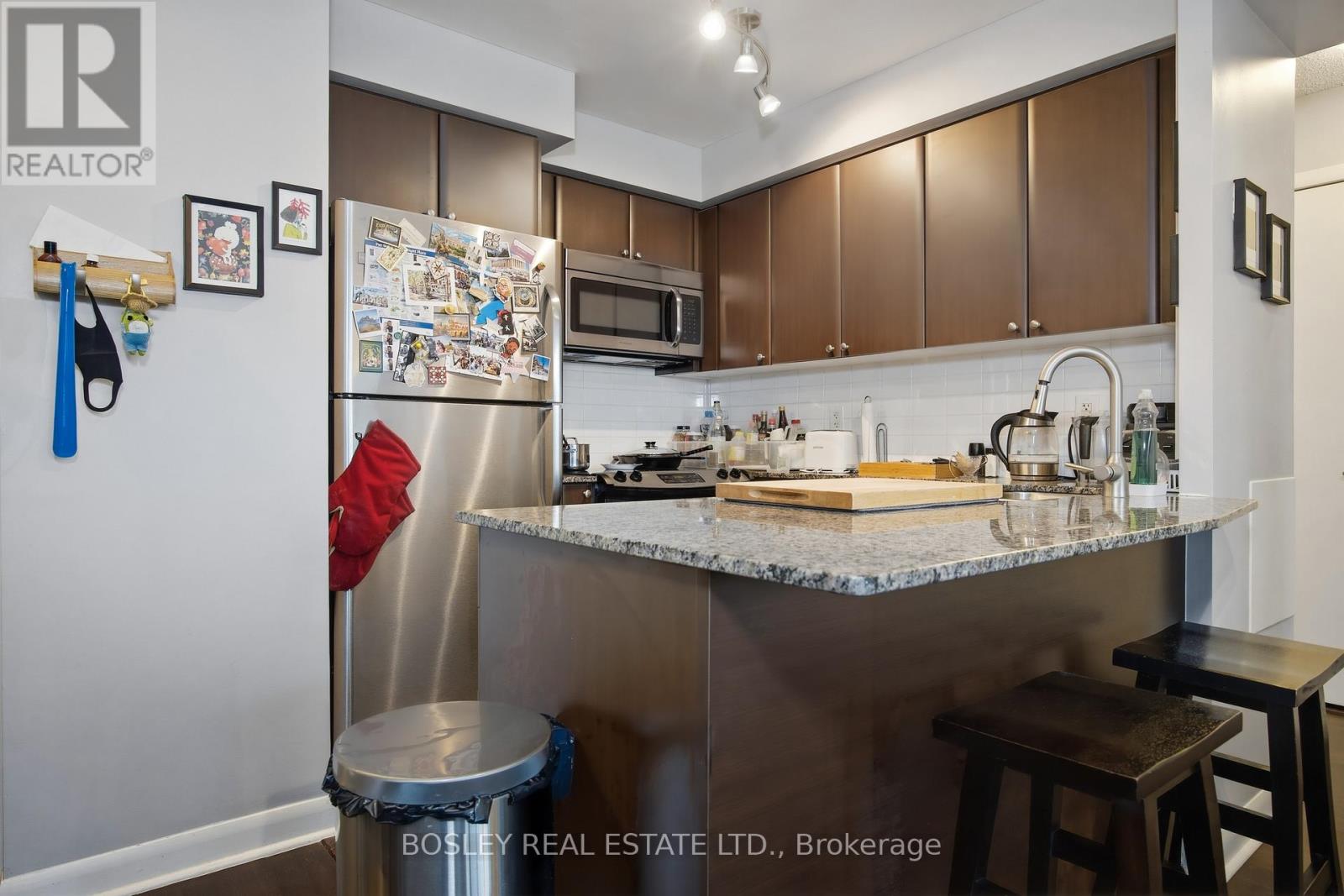 #633 525 WILSON AVENUE - 4
