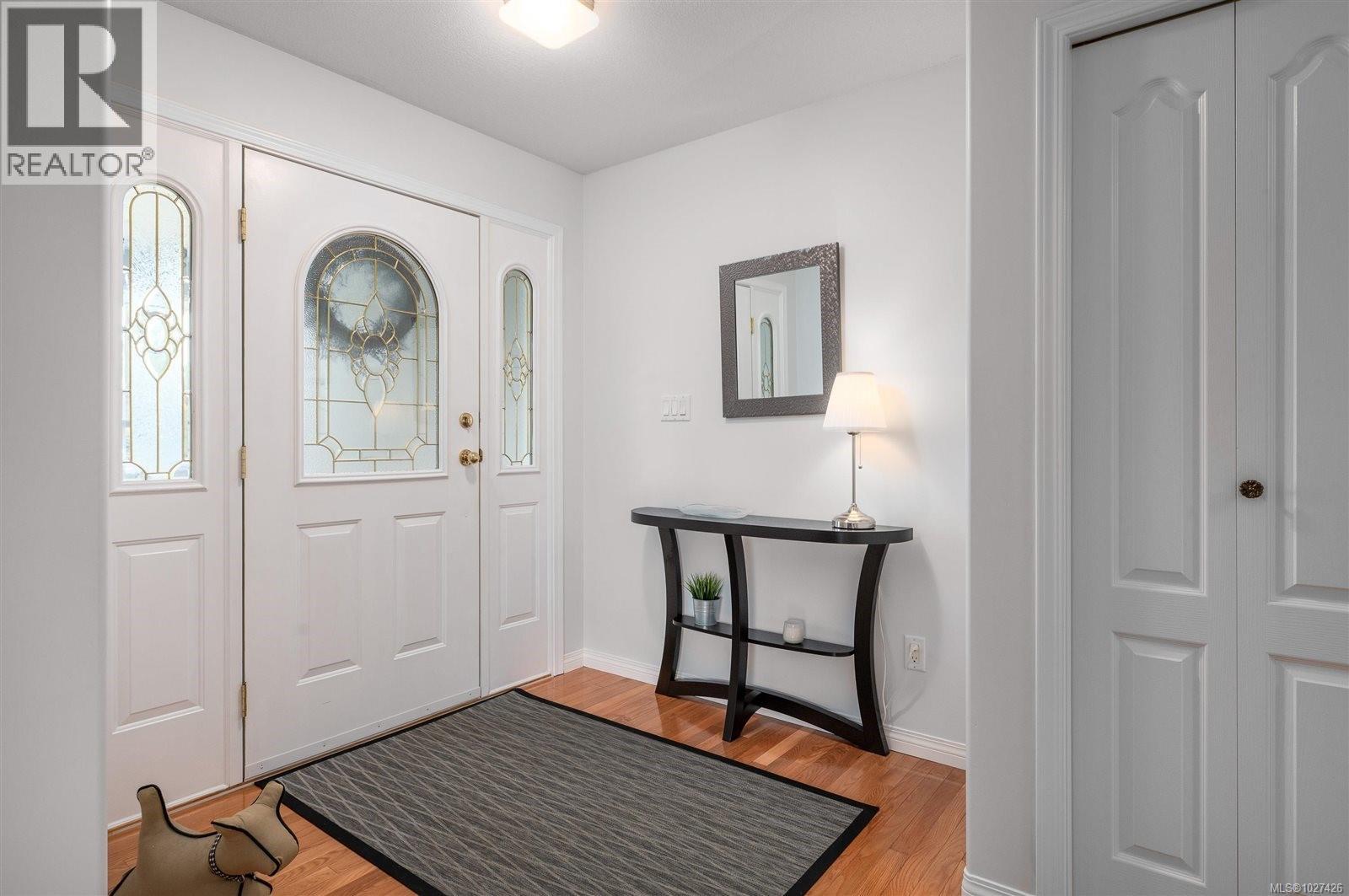 736 Barclay Cres, Parksville