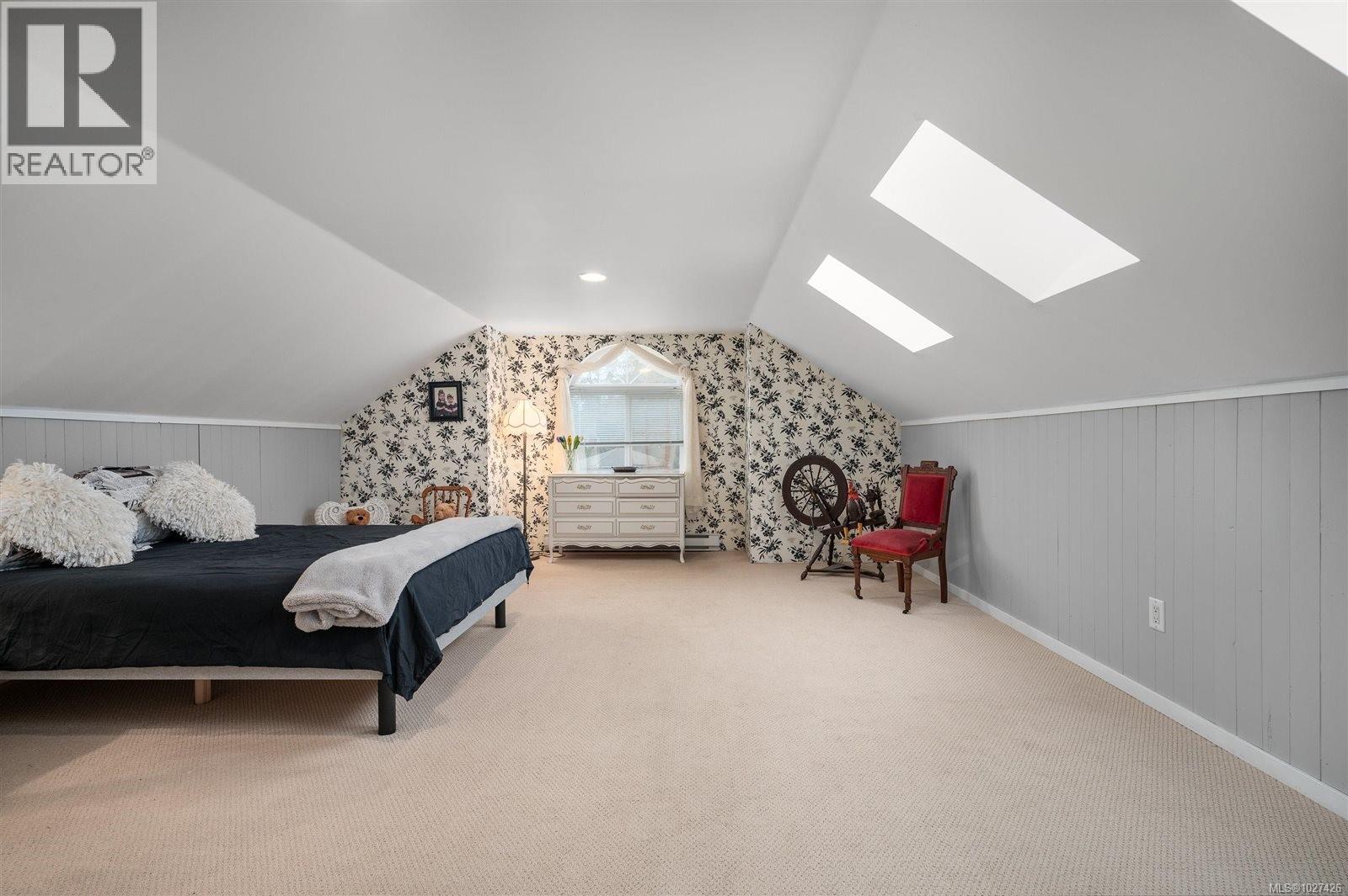 736 Barclay Cres, Parksville