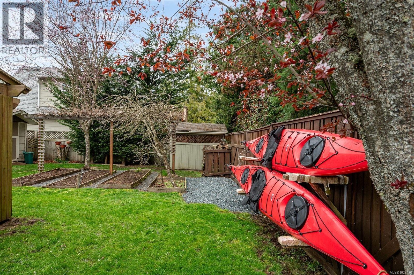 736 Barclay Cres, Parksville