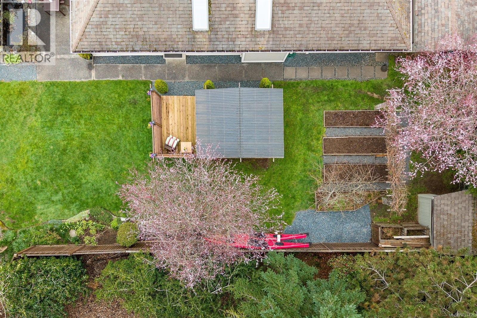 736 Barclay Cres, Parksville