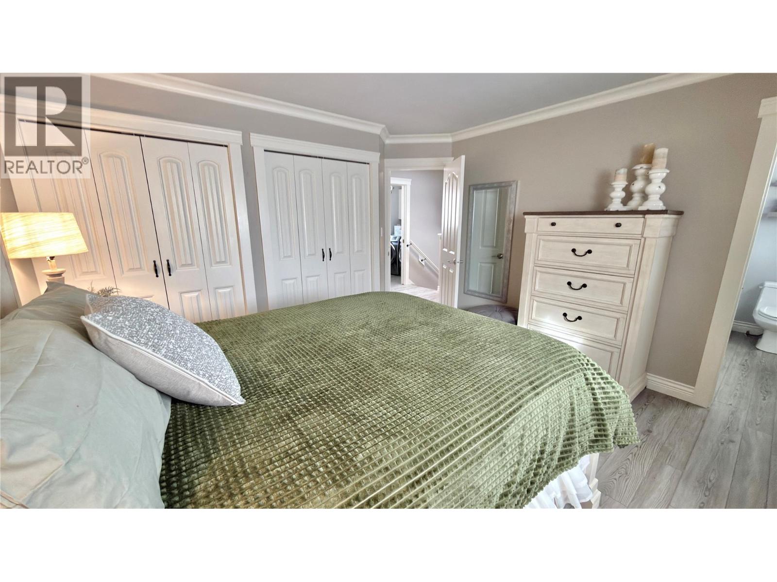 611 Gertrude Street, Midway