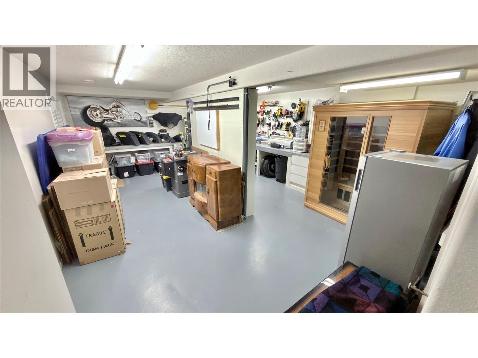 611 Gertrude Street, Midway