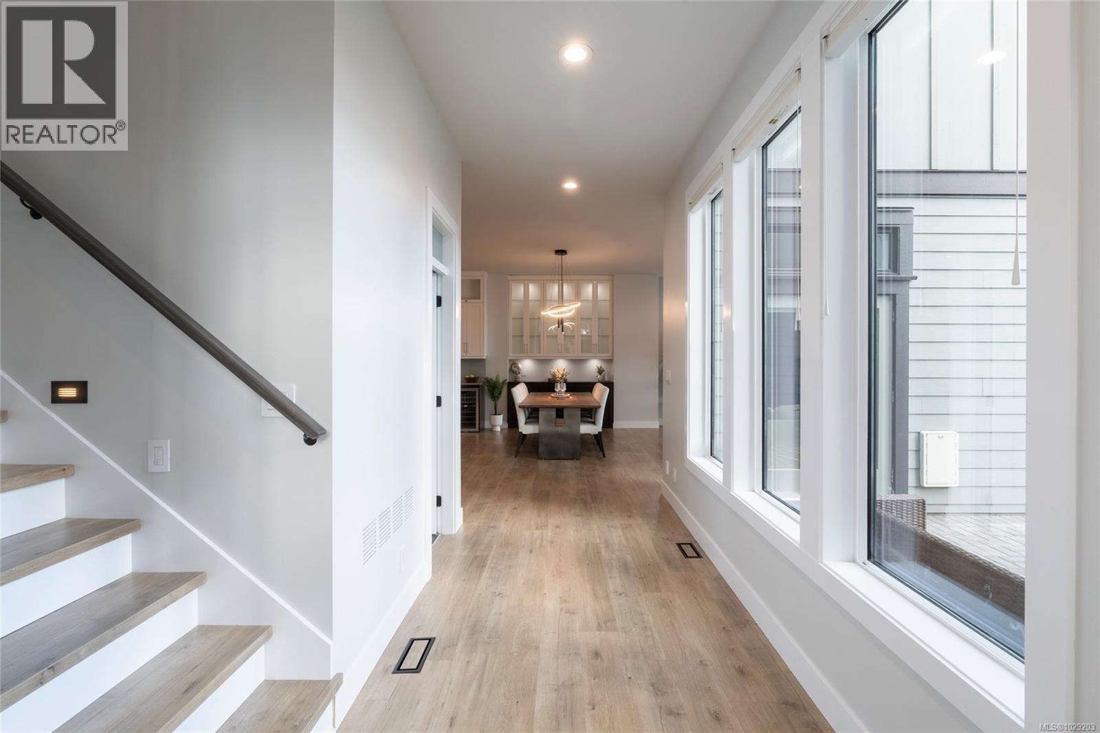 696 Demel Pl - 15